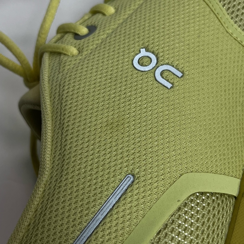 On Cloud X Women’s Size 10.5 Running Shoes Glade Citron Yellow Helion Training - Picture 15 of 16